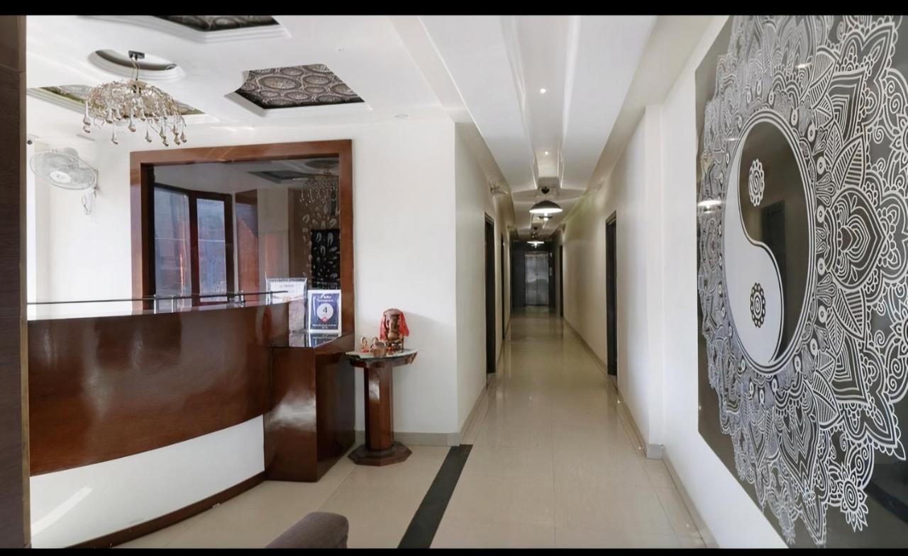 Hotel Himalaya Haridwār Esterno foto