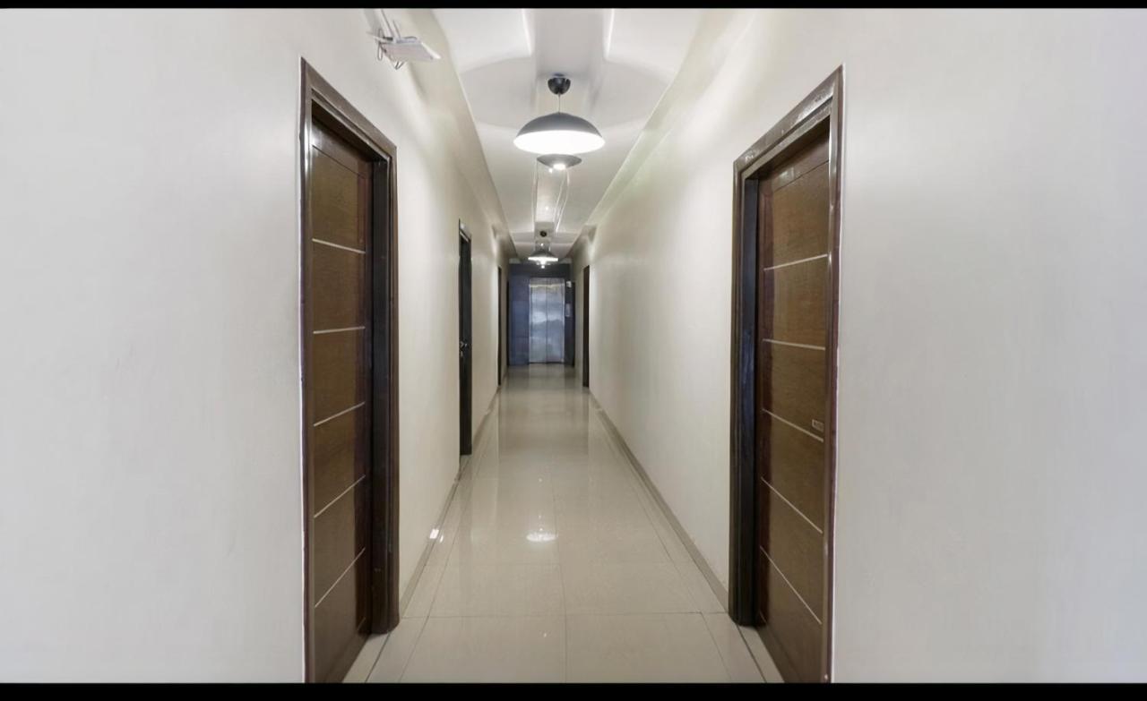 Hotel Himalaya Haridwār Esterno foto