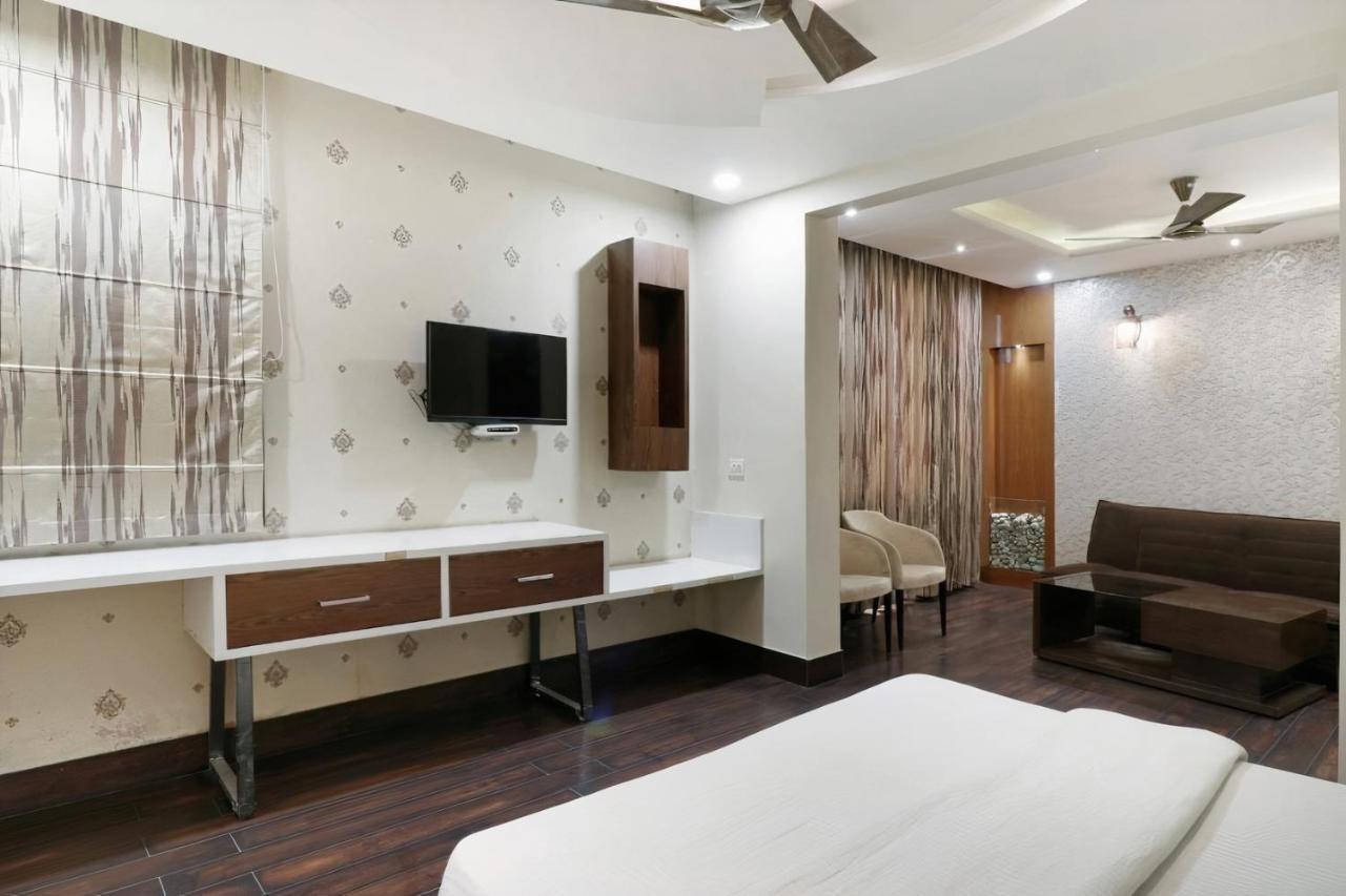 Hotel Himalaya Haridwār Esterno foto