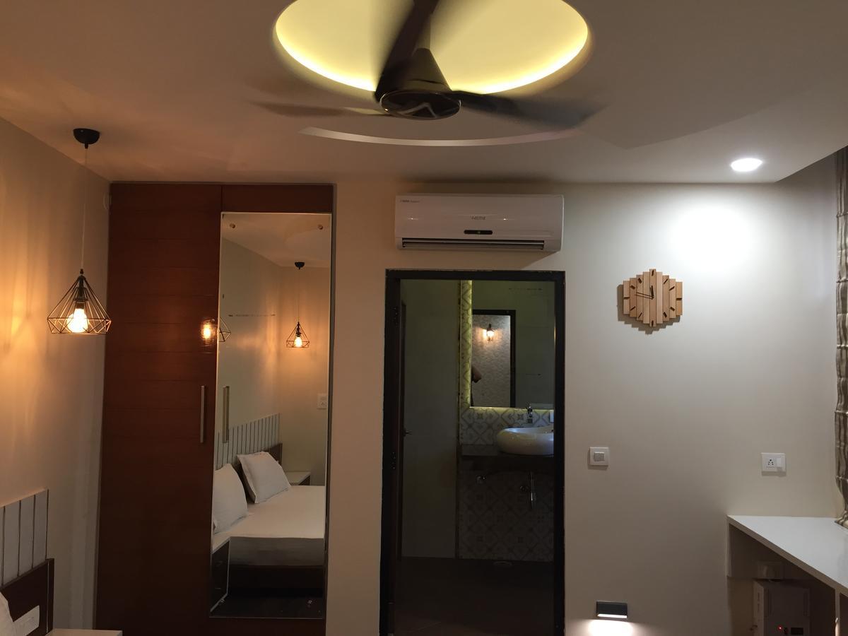 Hotel Himalaya Haridwār Esterno foto