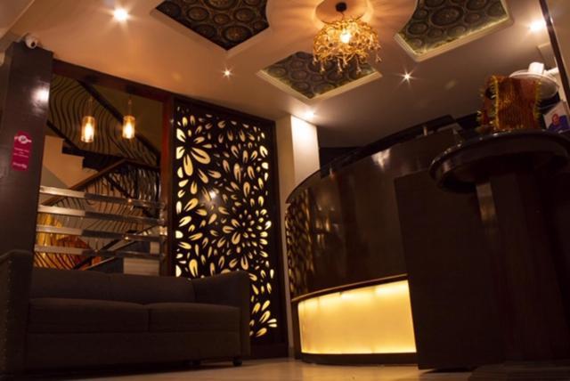 Hotel Himalaya Haridwār Esterno foto